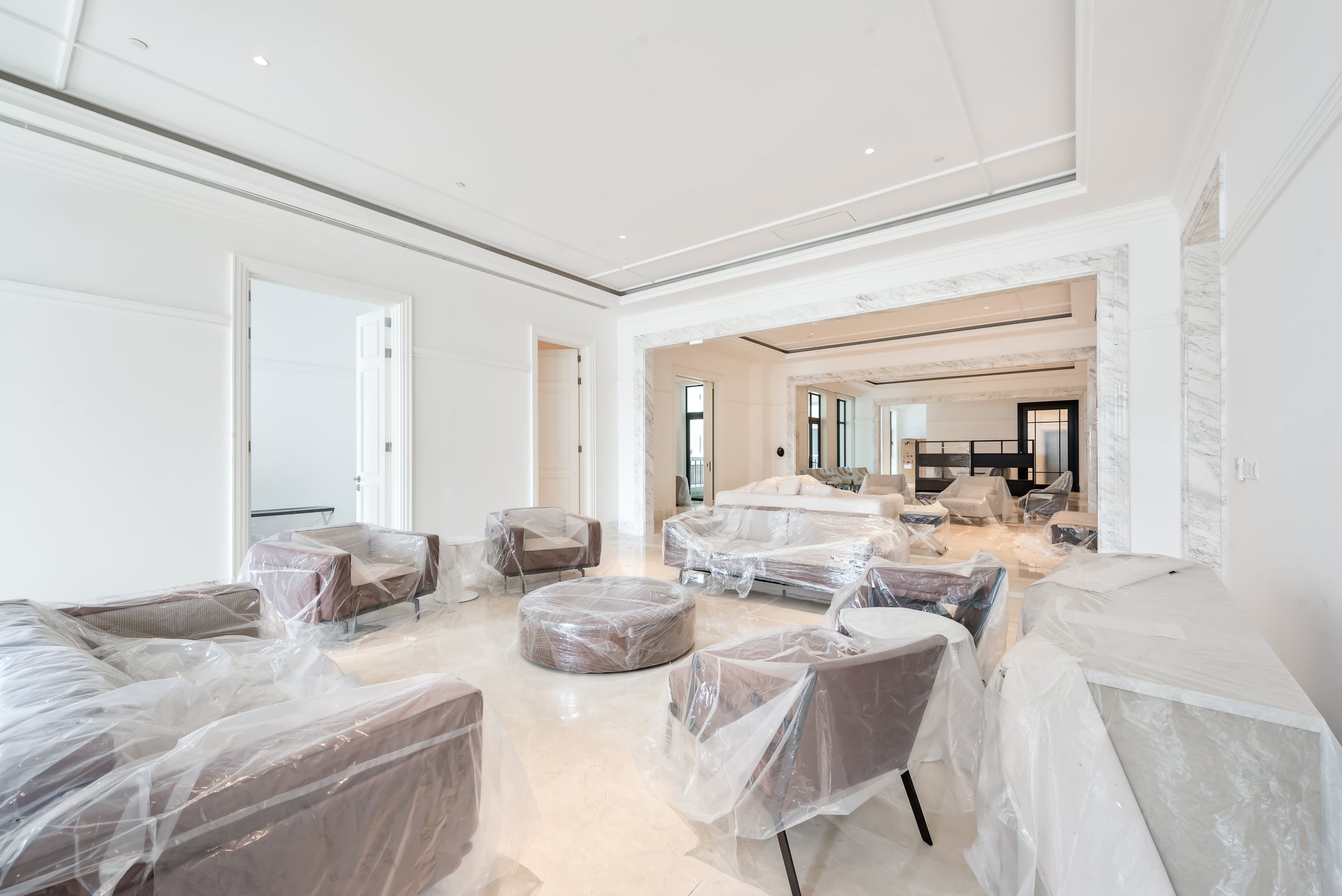 Refined Architectural Detailing at Le Parc